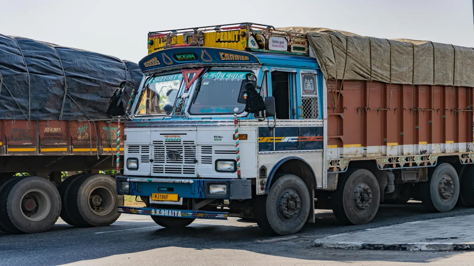 Location et Embauche de Camions à Kigali : Coûts, Tailles et Comment Réserver le Bon Camion